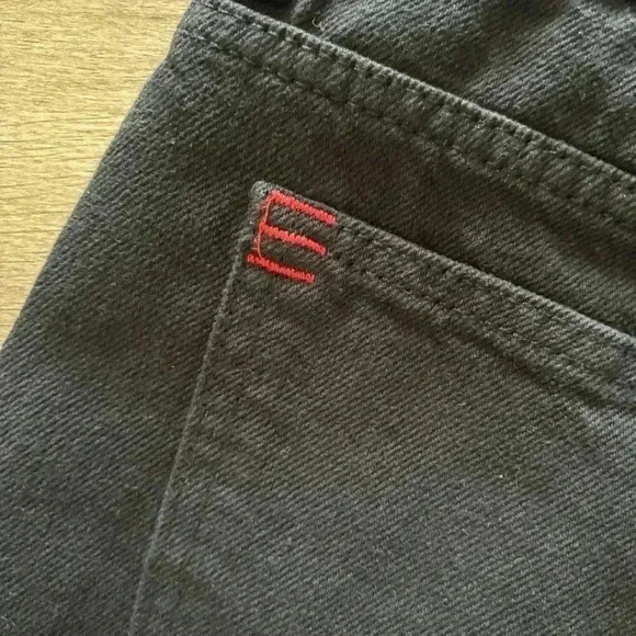 Urban Outfitters Black Denim Pleated Sorts Size 27 - Picture 6 of 11